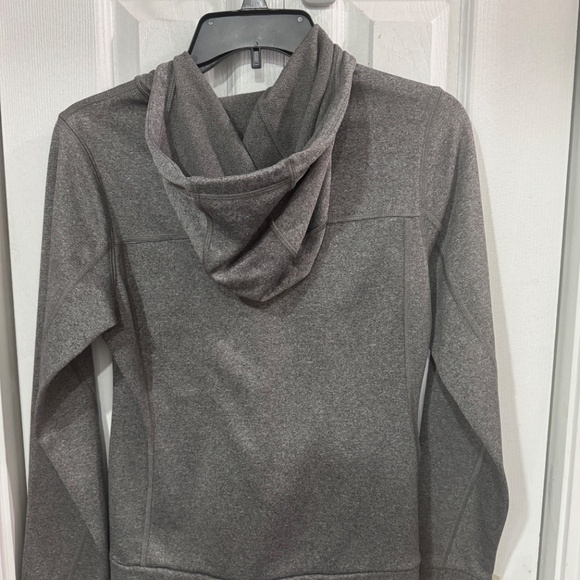 XS like new Northface zippered hoodie - Picture 5 of 5